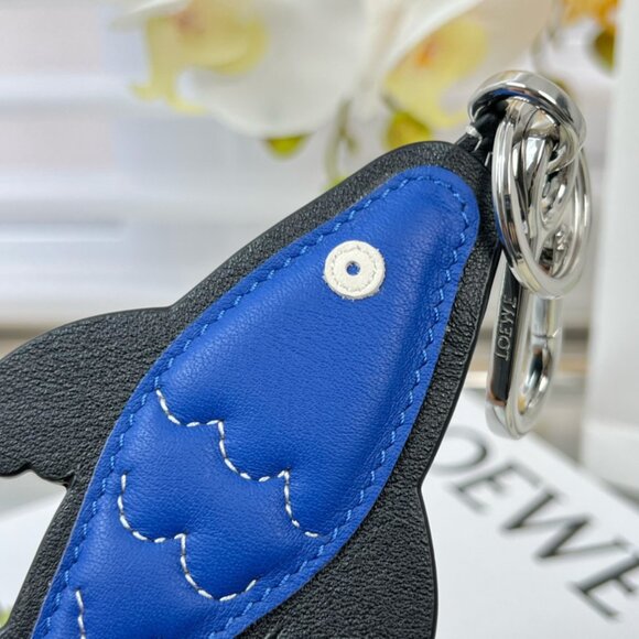 NWT Coach Blue Leather Glitter Sharky Shark Key Fob Chain  🦈 LOEWE Shark Charm (Blue/Black) 🦈Designer Bag Charm/Keychain